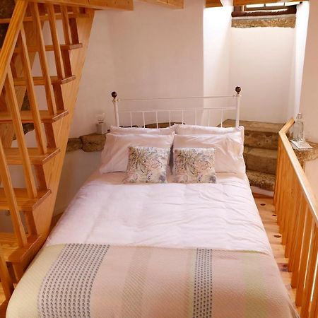 Bed and Breakfast Olá Belém! Cozy Windmill, Stunning views to Lisboa Caparica Exteriér fotografie